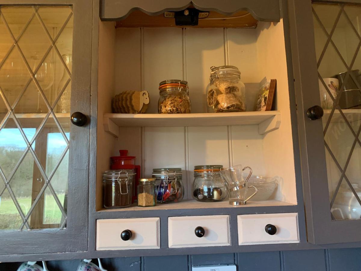 Sheepwash Shepherds Hut Bebside Ngoại thất bức ảnh