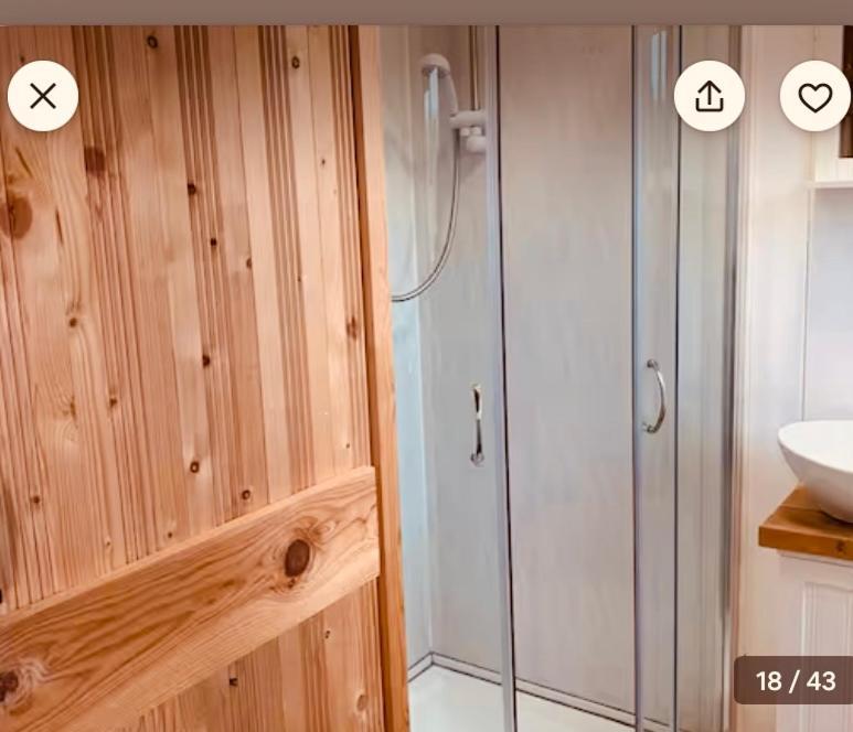Sheepwash Shepherds Hut Bebside Ngoại thất bức ảnh